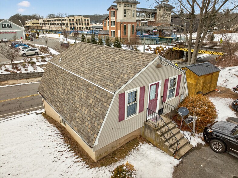 More Photos Of 5-13 W Main St, Clinton Storefront Retail Office For Sale