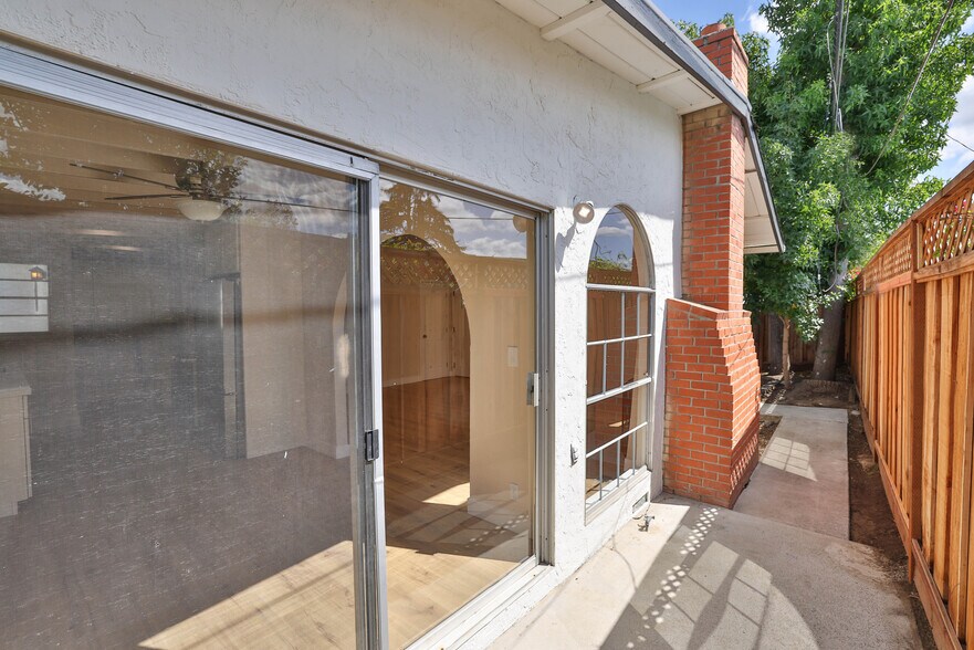 More Photos Of 992 Gale Dr, Campbell Apartments For Sale