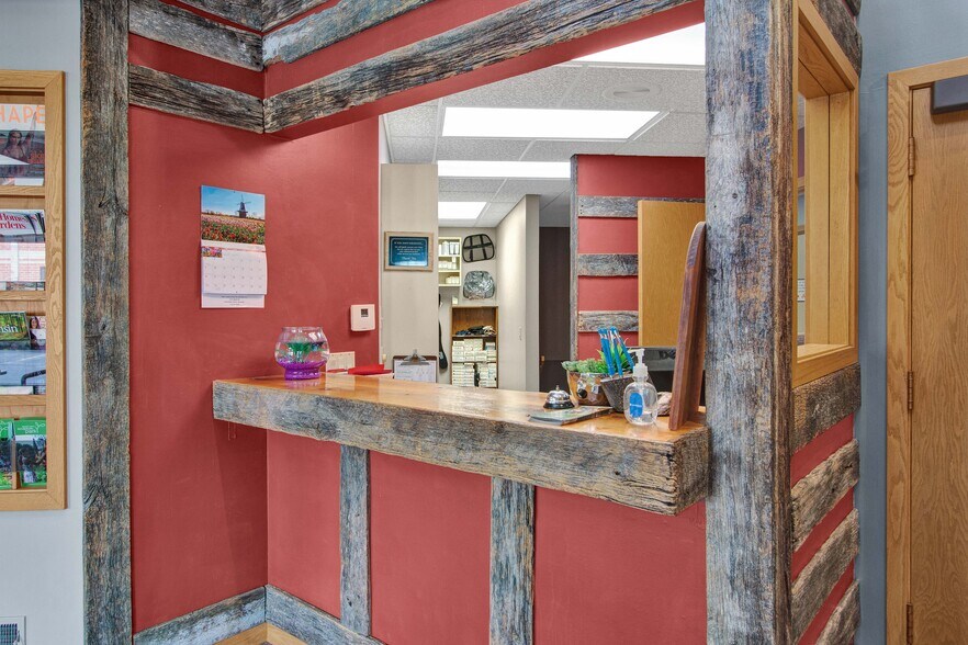 More Photos Of 3125 Main St, Stevens Point Office For Sale