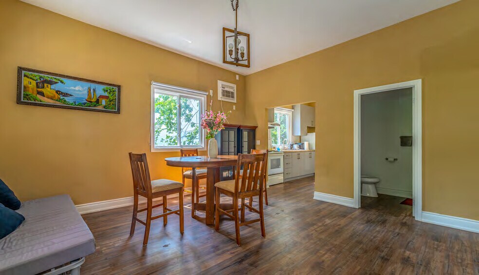 More Photos Of 4739 Cedar Point Ln, Ramara Specialty For Sale