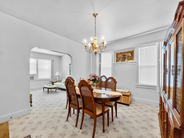 More Photos Of 700-702 N 7th St, Newark Apartments For Sale