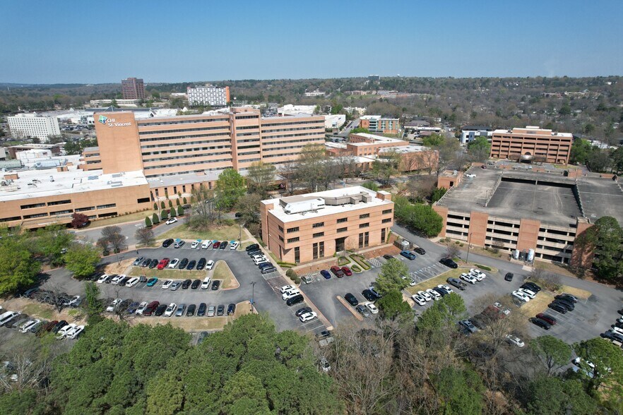 More Photos Of 1 St. Vincent Cir, Little Rock Medical For Lease