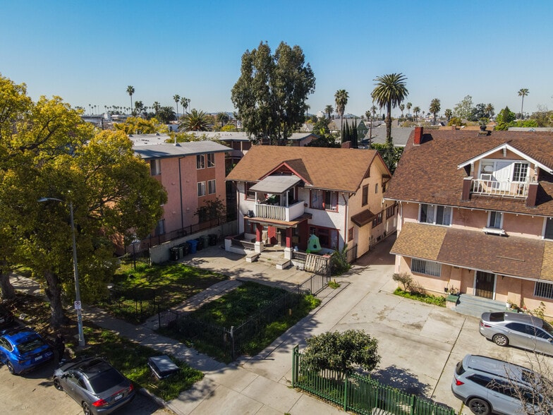 More Photos Of 1619 S St Andrews Pl, Los Angeles Apartments For Sale