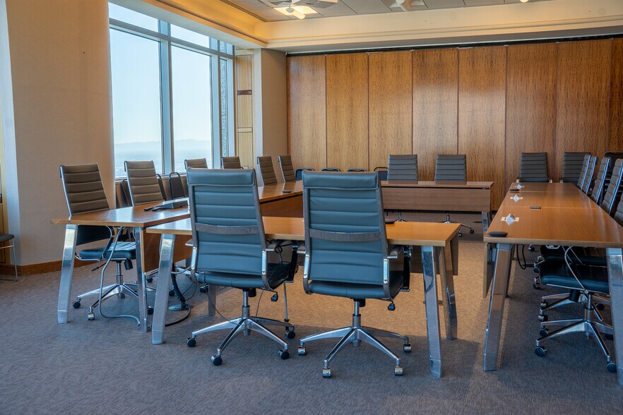 More Photos Of 299 S Main St, Salt Lake City Office For Lease