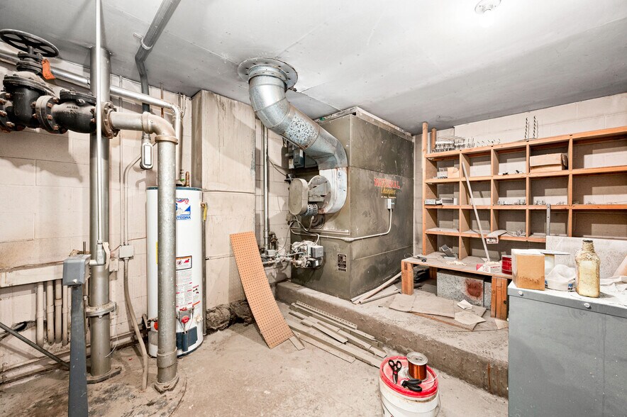 More Photos Of 350 Garfield Ave, Duluth Warehouse For Lease