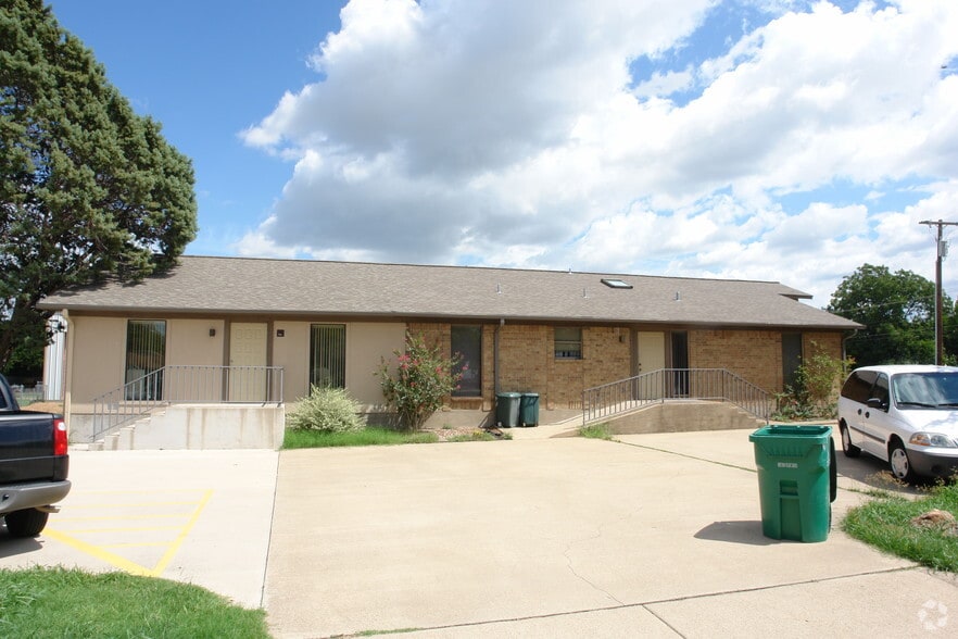 More Photos Of 9200 White Settlement Rd, Fort Worth Medical For Sale