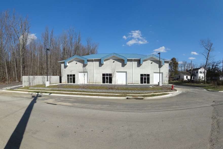 More Photos Of 7799 Cinder Bed Rd, Lorton Warehouse For Lease