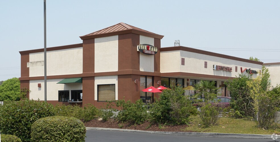 More Photos Of 2741-2745 Hillcrest Ave, Antioch Freestanding For Lease