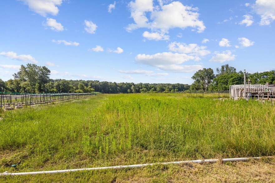 More Photos Of 1770 Columbia Ave, Battle Creek Land For Sale