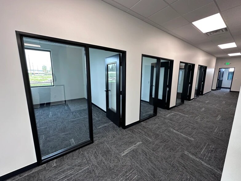 More Photos Of 15205 SW Arrow St, Sherwood Manufacturing For Lease