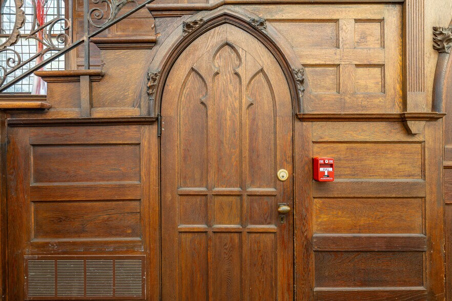 More Photos Of 190 Camp Hill Rd, Fort Washington Religious Facility For Lease