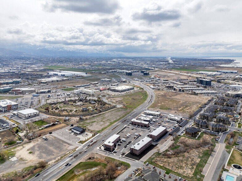 More Photos Of 292 S 2000 W, Pleasant Grove Office For Lease