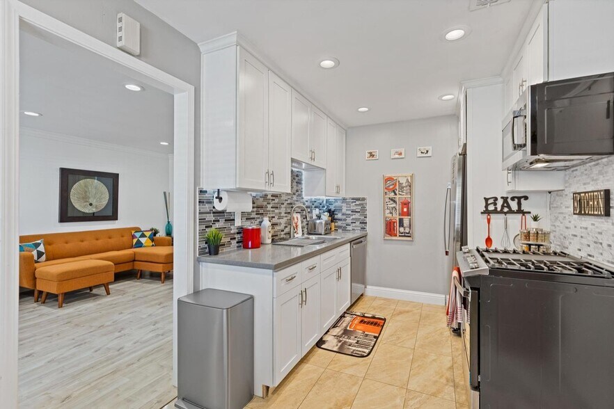 More Photos Of 1701 Rockrose Rd, West Sacramento Apartments For Sale