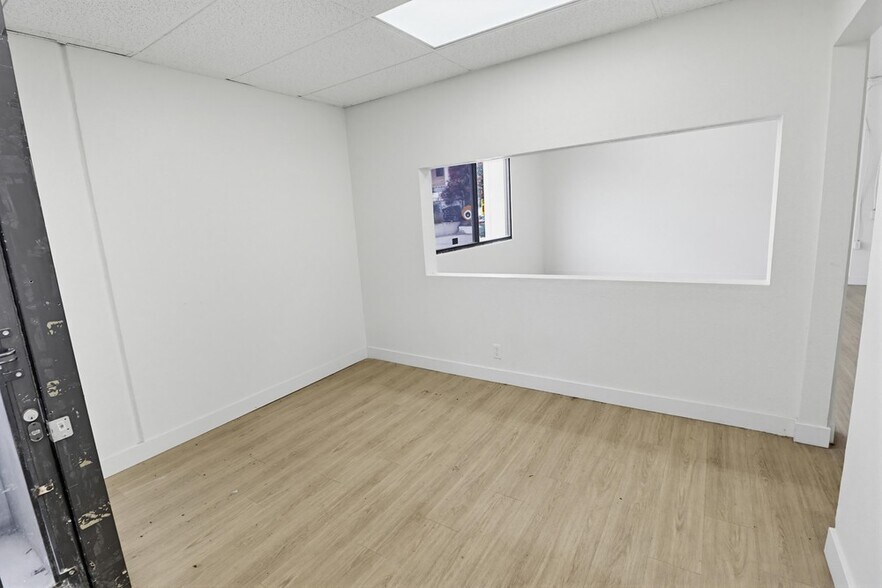 More Photos Of 2345 Via Segundo, San Ysidro Manufacturing For Sale