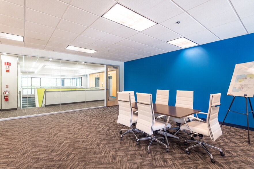 More Photos Of 400 Donald J Lynch Blvd, Marlborough Unknown For Lease