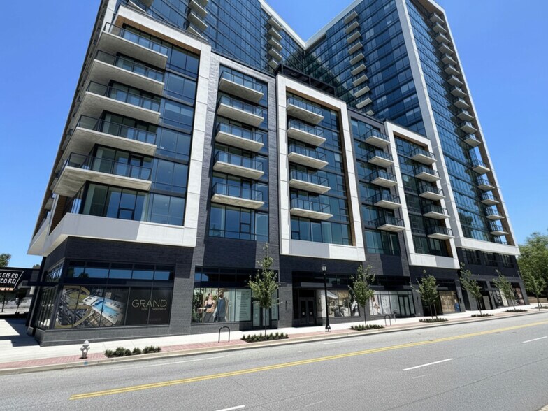 More Photos Of 340 E Paces Ferry Rd, Atlanta Apartments For Lease