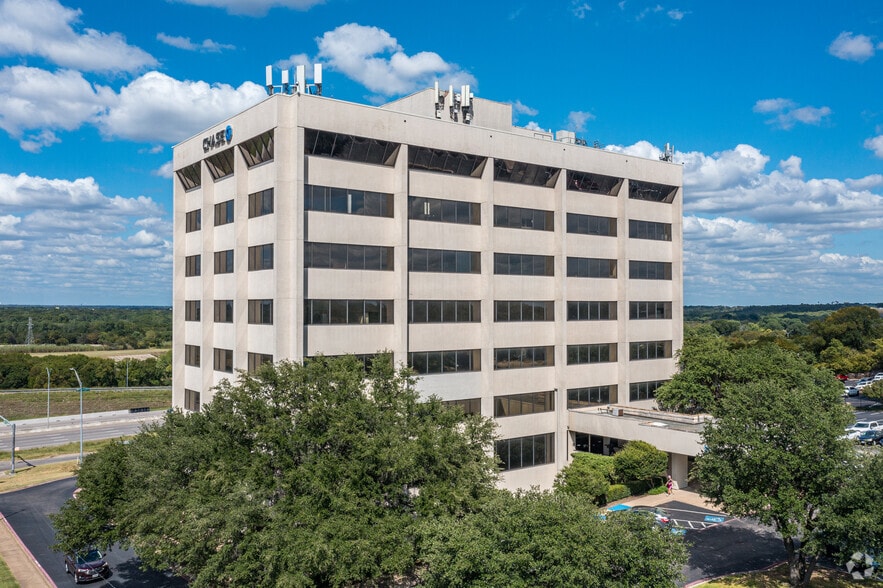 Primary Photo Of 2001 Beach St, Fort Worth Office For Lease