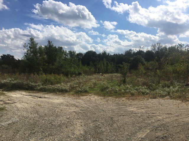 More Photos Of 541 University Pkwy, University Park Convenience Store For Sale