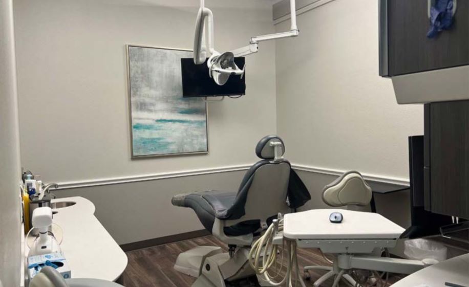 More Photos Of 6211 William Cannon Dr W, Austin Medical For Lease