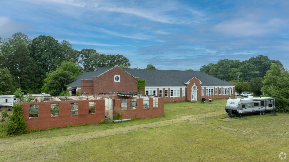 Primary Photo Of 1318 Ostwalt Amity Rd, Cleveland Schools For Sale