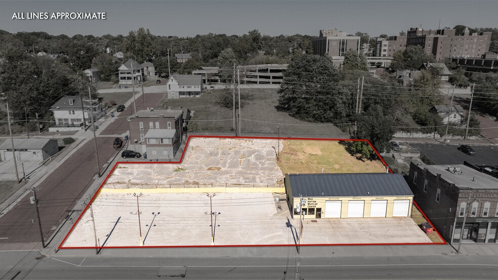 More Photos Of 808 E Broadway, Alton Specialty For Sale
