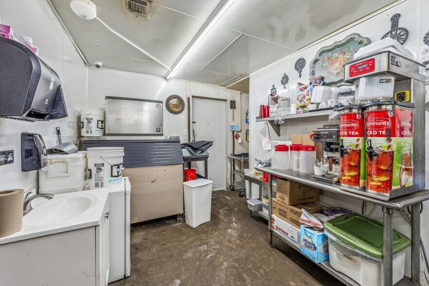 More Photos Of 3261 FM 933, Whitney Restaurant For Sale