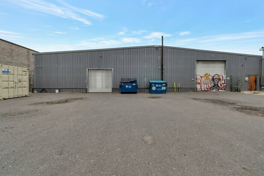 More Photos Of 2401 S Delaware St, Denver Manufacturing For Sale