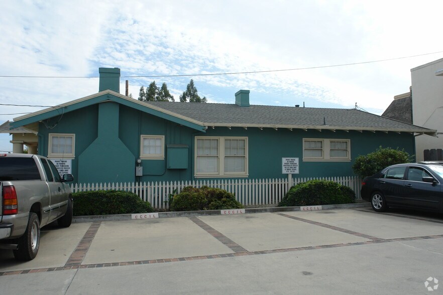 More Photos Of 238 Capitol St, Salinas Office Residential For Sale