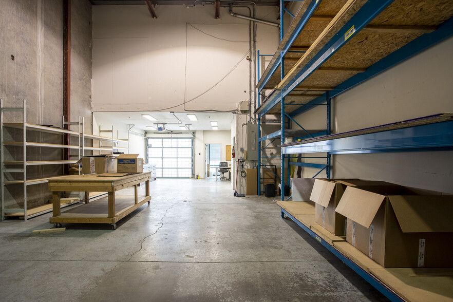 More Photos Of 1083 Kent Ave NE, Vancouver Light Manufacturing For Sale