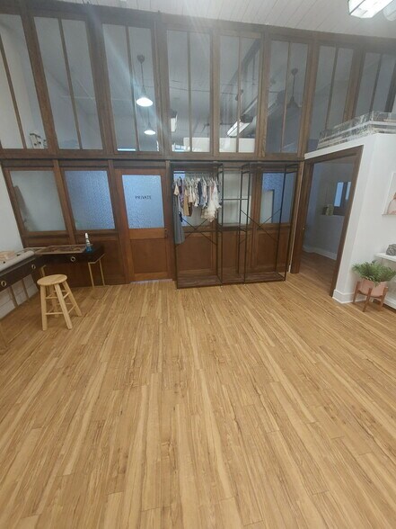 More Photos Of 207-211 E Main St, Watertown Office For Lease