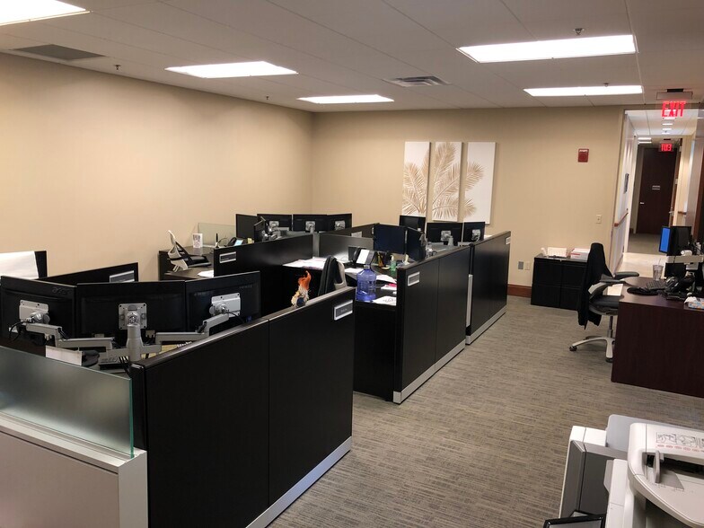 More Photos Of 121-189 S Orange Ave, Orlando Office Residential For Sale