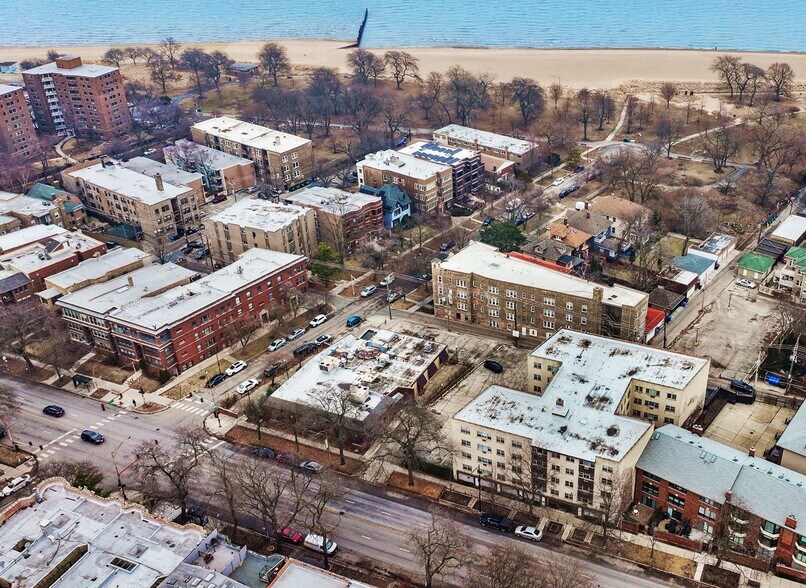 More Photos Of 6935 N Sheridan Rd, Chicago Land For Sale