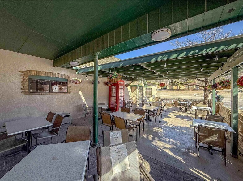 More Photos Of 2203 1st St, Alamogordo General Retail For Sale