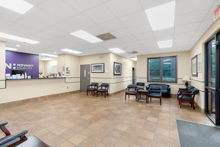 More Photos Of 35 Ray E Talley Ct, Simpsonville Medical For Lease