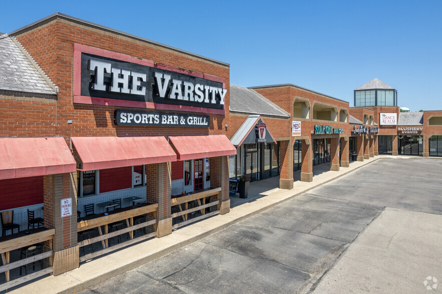 Primary Photo Of 8112-8144 Beechmont Ave, Cincinnati Storefront For Lease