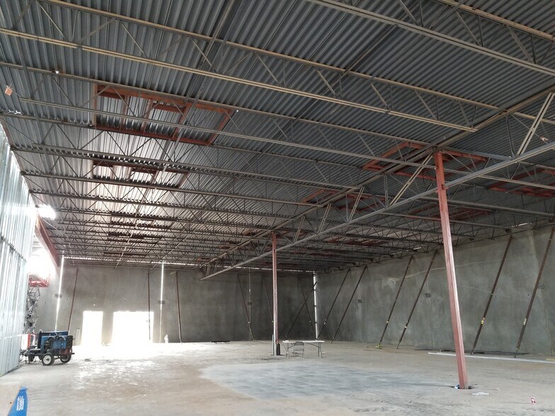 More Photos Of 17006 S Weber Dr, Chandler Warehouse For Sale