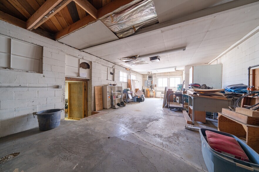 More Photos Of 656 W Lancaster Blvd, Lancaster Restaurant For Sale