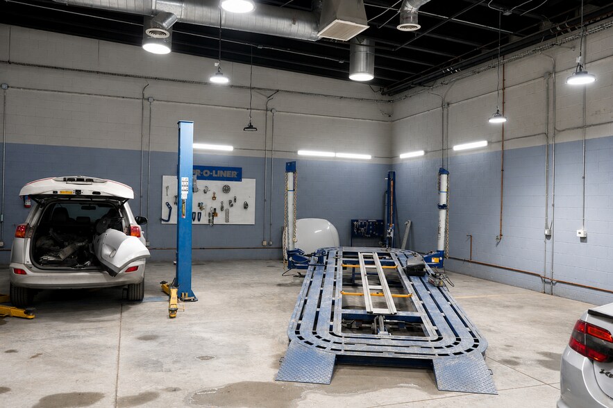 More Photos Of 10923 Randall St, Sun Valley Warehouse For Lease
