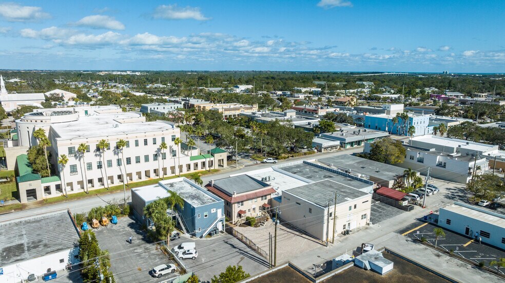 More Photos Of 1507 20th St, Vero Beach Medical For Sale