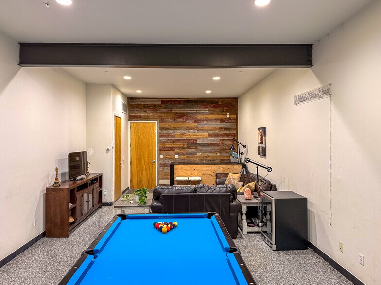 More Photos Of 11562 Colony Row, Broomfield Storefront Retail Residential For Sale