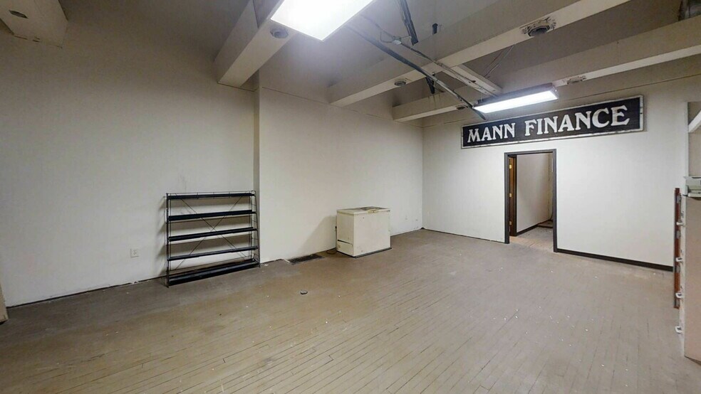 More Photos Of 1237 Broadway, Columbus Storefront For Sale