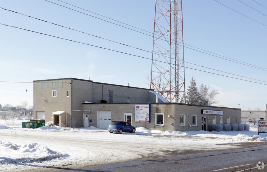 Primary Photo Of 978 Bishop St N, Cambridge Warehouse For Lease
