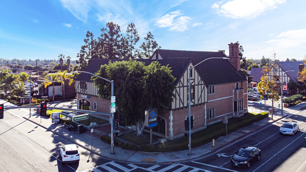 More Photos Of 14011 Beach Blvd, Westminster Bank For Sale