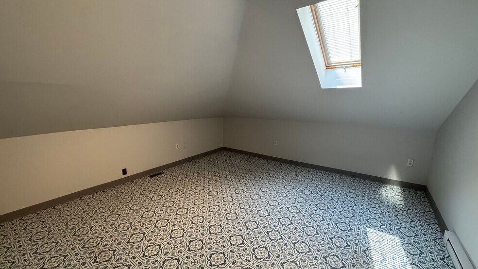 More Photos Of 1850 Friedensville Rd, Bethlehem Office For Lease