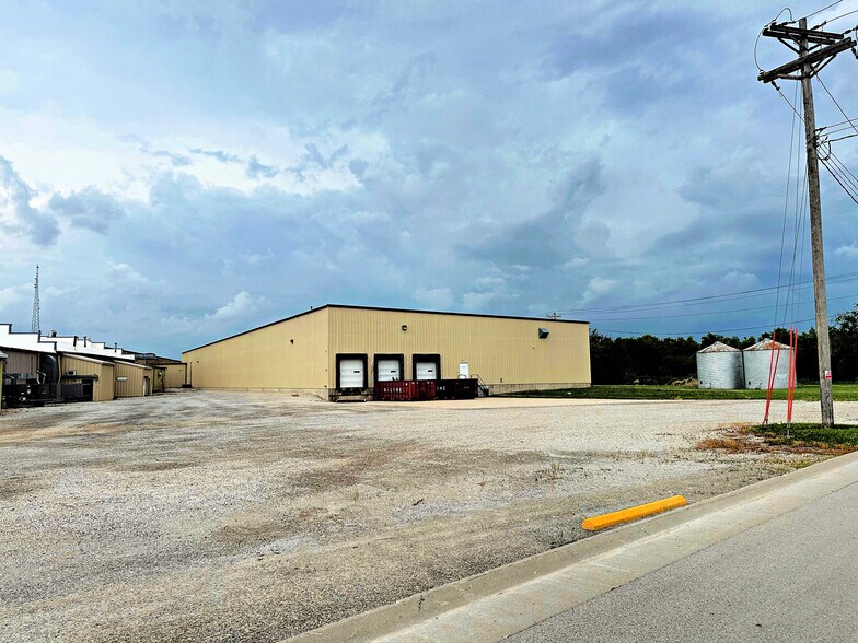 More Photos Of 701 A Ave, Grundy Center Warehouse For Sale