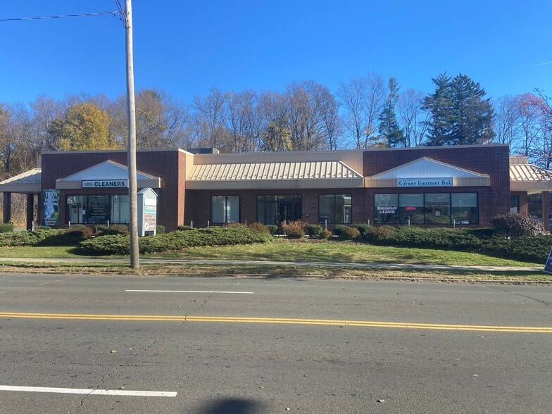 Primary Photo Of 1647 Whitney Ave, Hamden Bank For Lease