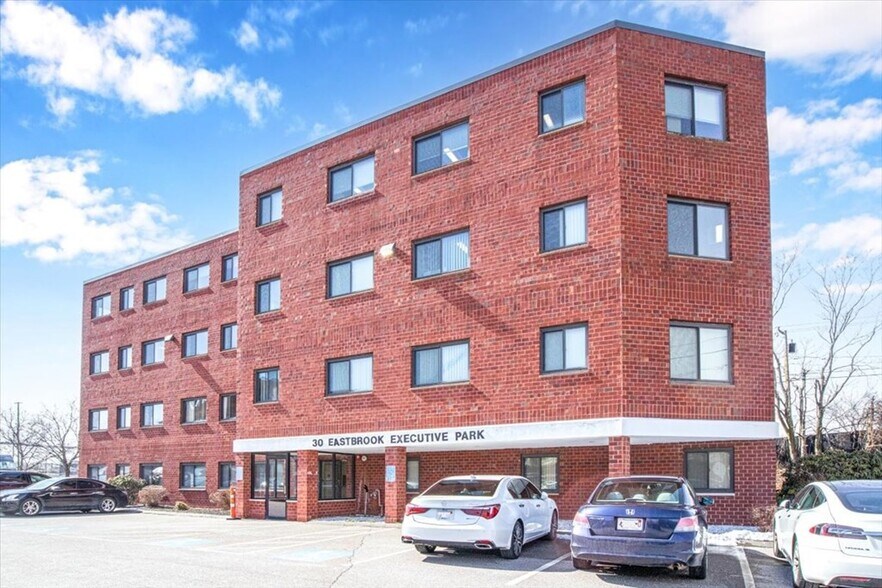 More Photos Of 30 Eastbrook Rd, Dedham Loft Creative Space For Sale