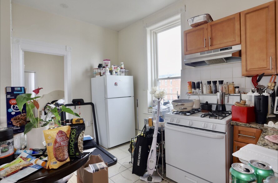 More Photos Of 2606 Central Ave, Union City Apartments For Sale