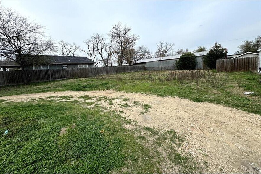 More Photos Of 204 Bowser St, Rockdale Office Residential For Sale