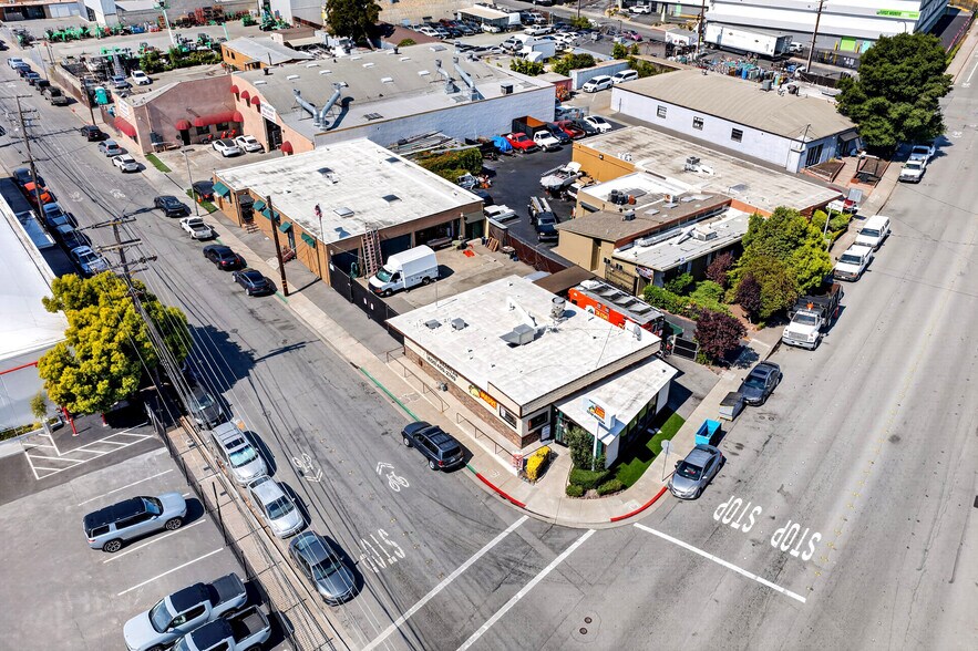 Primary Photo Of 2300 Bay Rd, Redwood City Fast Food For Sale